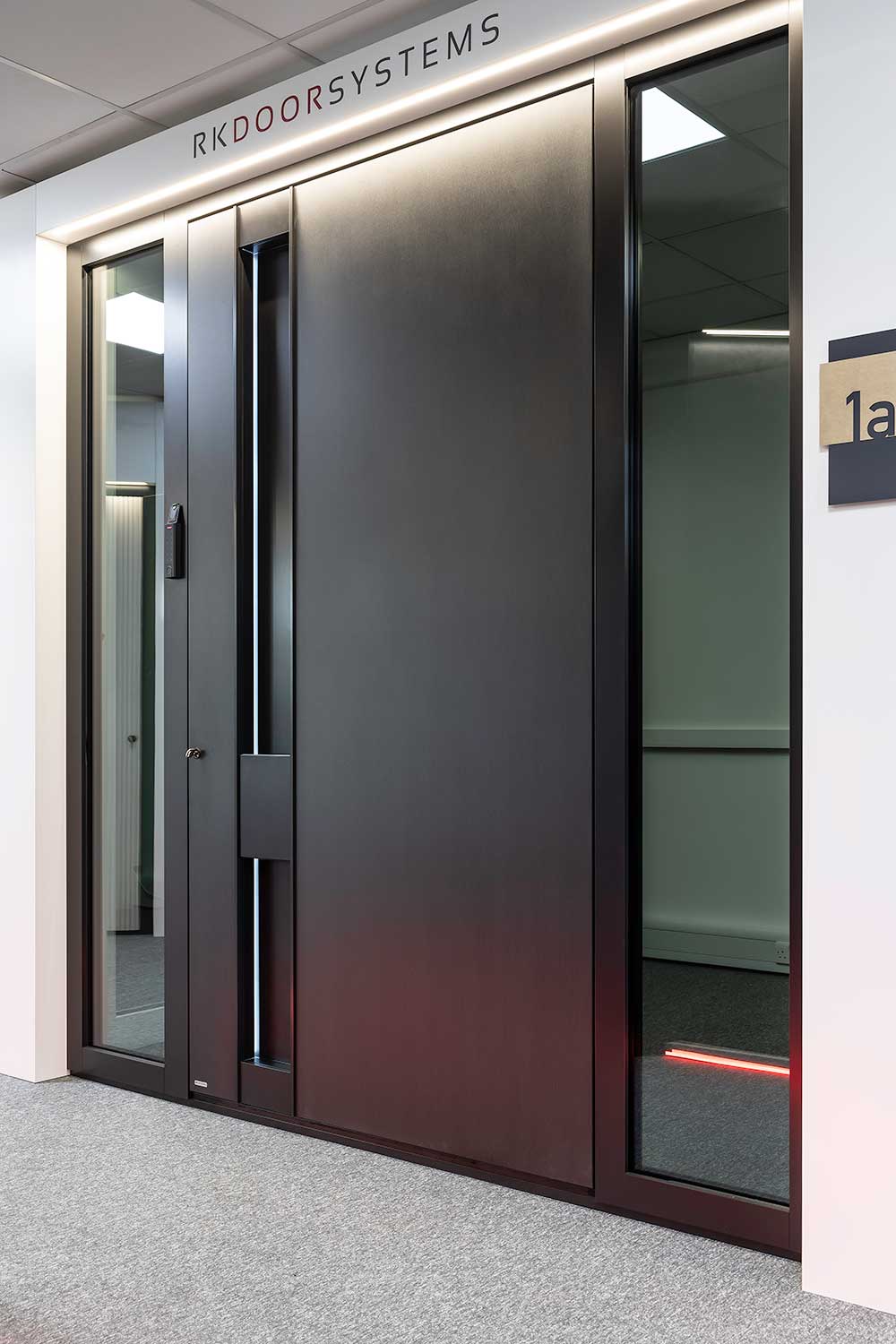 Aluminium luxury door Hertford showroom