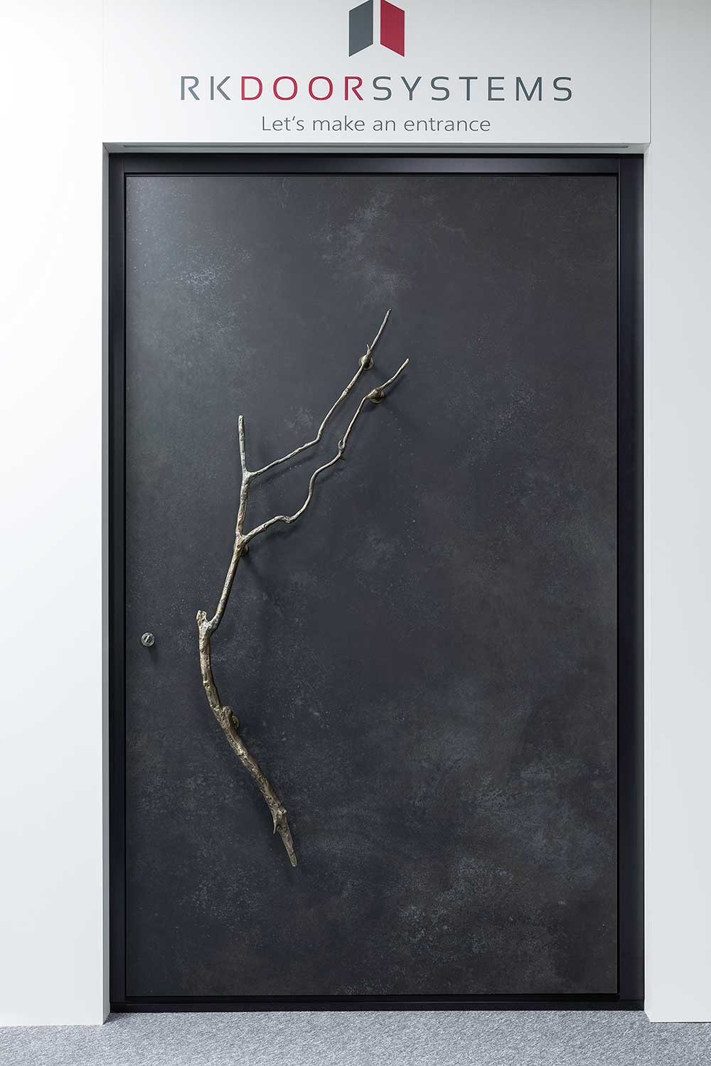 Ceramic finish with branch handle Hertford showroom