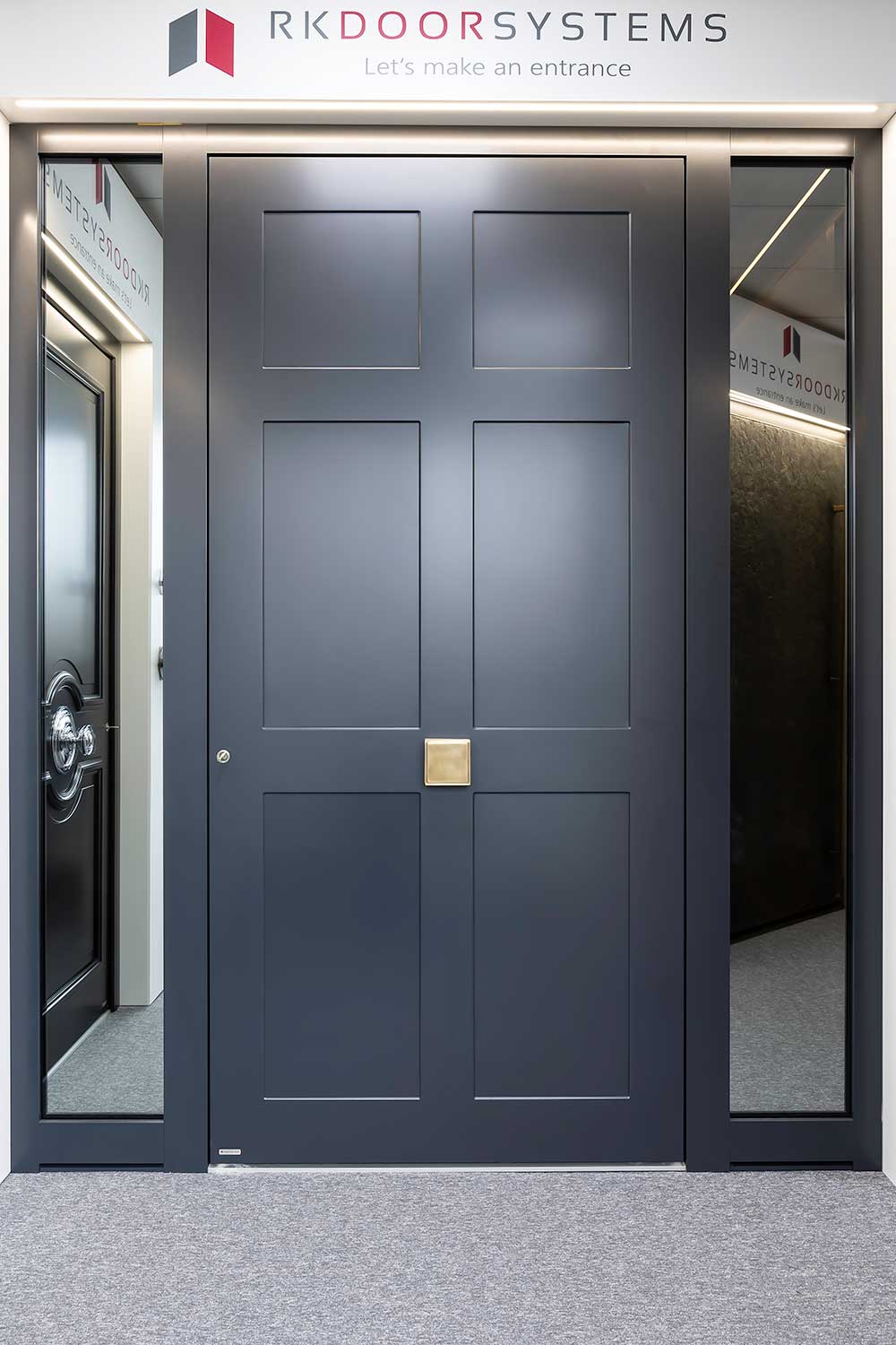 Georgian traditional style aluminium door Hertford